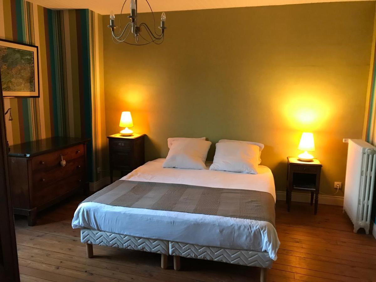 Un Jardin Dans La Ville Bed & Breakfast Chalons en Champagne Ngoại thất bức ảnh