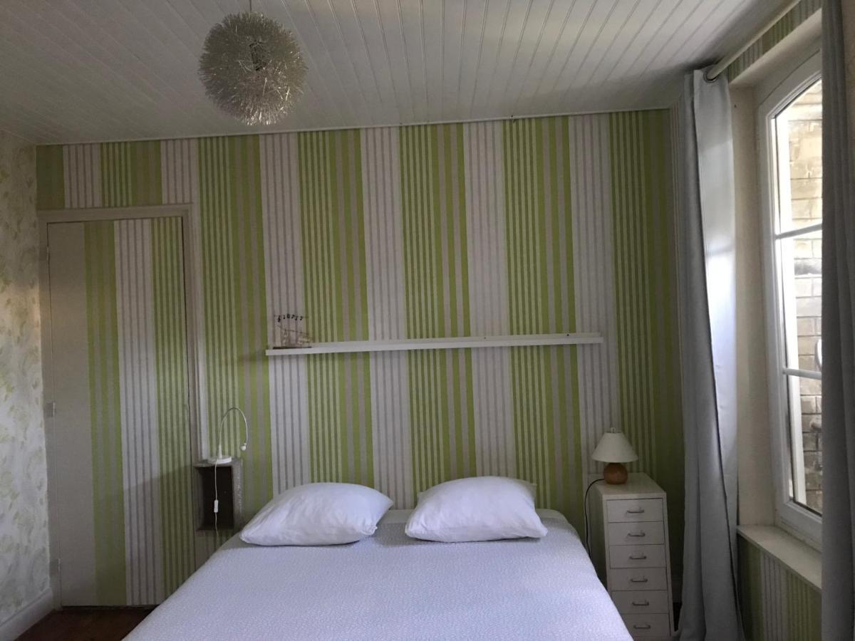 Un Jardin Dans La Ville Bed & Breakfast Chalons en Champagne Ngoại thất bức ảnh
