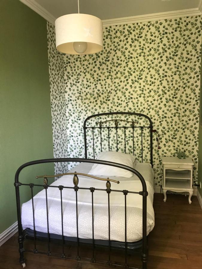Un Jardin Dans La Ville Bed & Breakfast Chalons en Champagne Ngoại thất bức ảnh